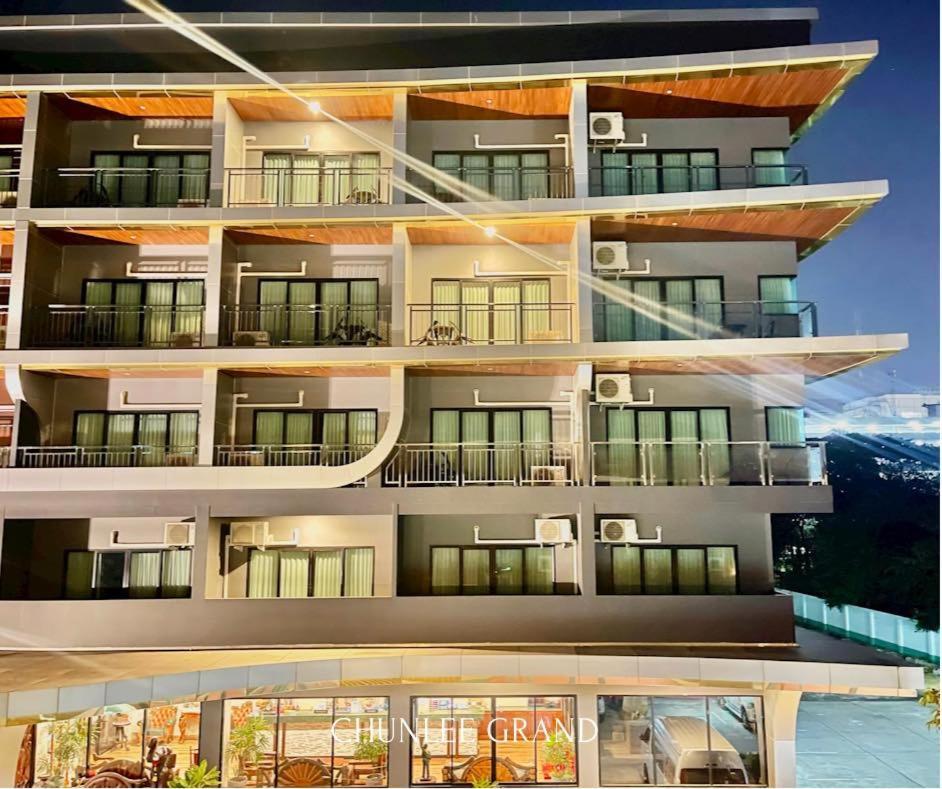 Chunlee Grand Korat Hotel Nakhonratchasima Екстериор снимка