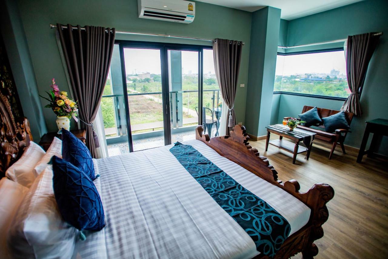 Chunlee Grand Korat Hotel Nakhonratchasima Екстериор снимка